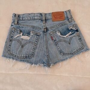Levi’s Jean Wedgie Short